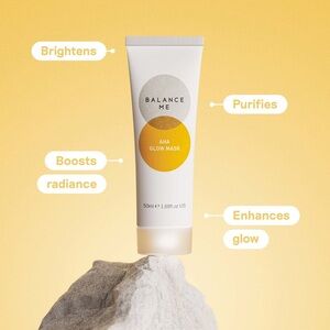 Balance Me AHA Glow Mask - White and Yellow